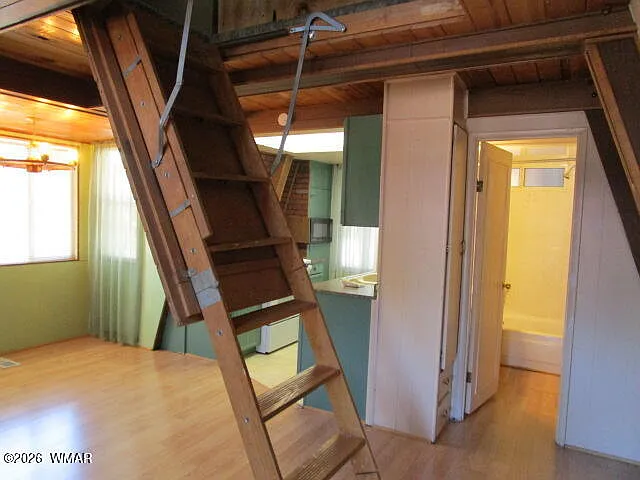 1 bed, 550 sqft, $1,200 — Photo 4
