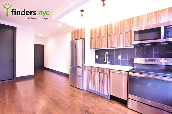 Rented by Clove Realty LLC | media 2