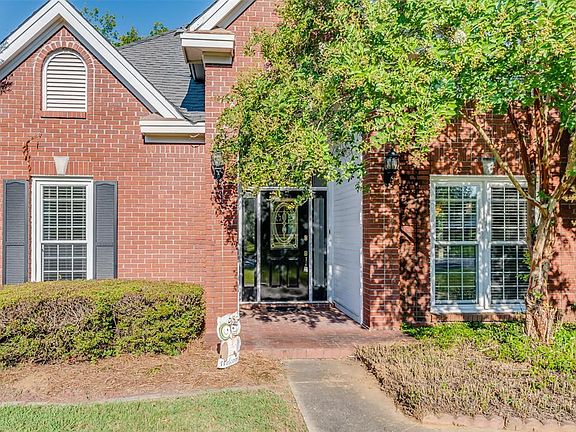 2nd image of 8636 Sturbridge Dr