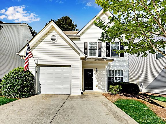 3rd image of 346 Clearsprings Dr