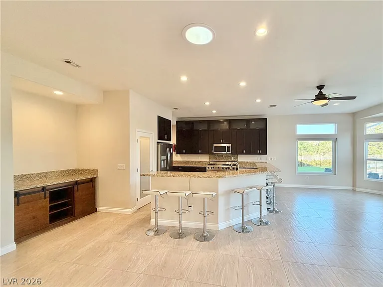 10541 Broom Hill Dr — Photo 4