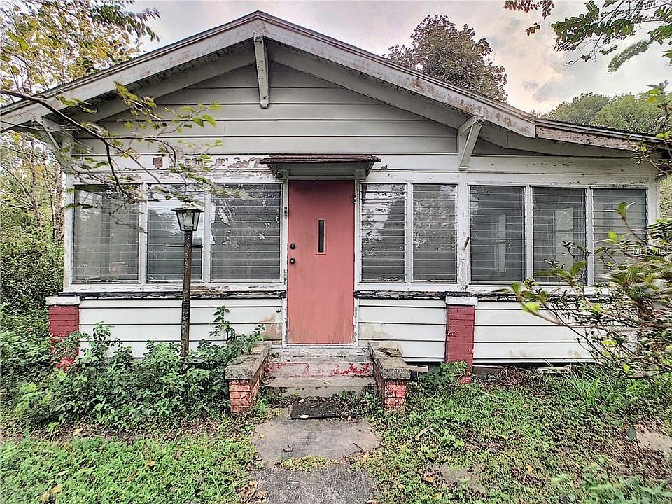 1st image of 411 Westlake Dr