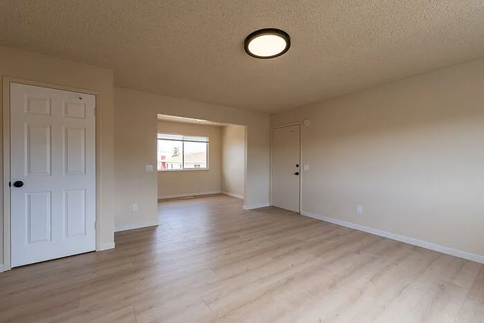 1185 Amador Ave #B — Photo 11