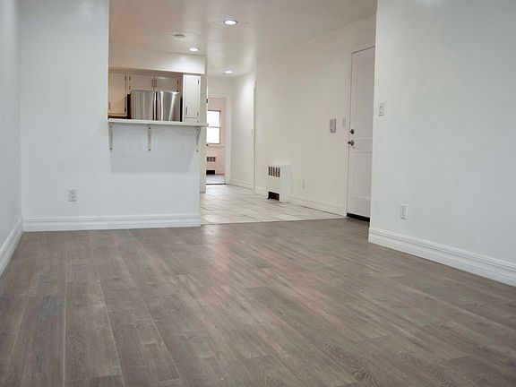 3rd image of 4050 Wilder Ave #2