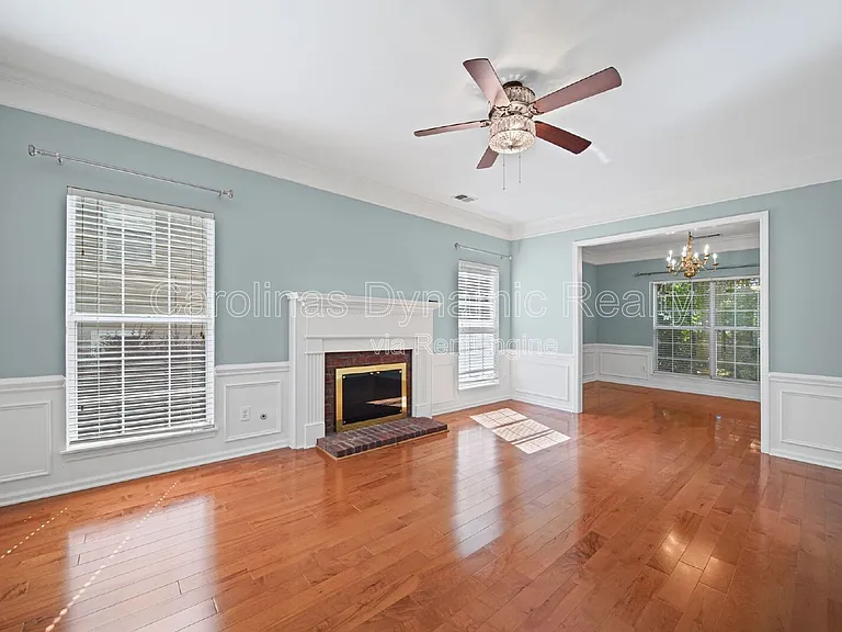 2812 Redfield Dr — Photo 5