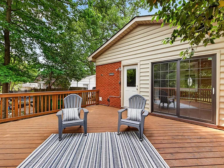 5413 Gwynne Ave — Photo 11