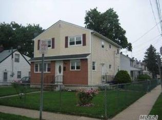 17 Stewart Ave, Hempstead, NY 11550