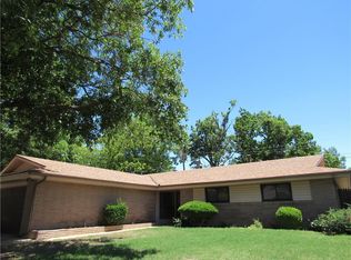 3004 N Tropicana Ave, Bethany, OK 73008