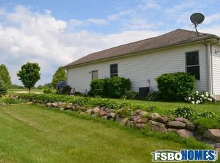 3142 W Hauer Dr NE, North Liberty, IA 52317