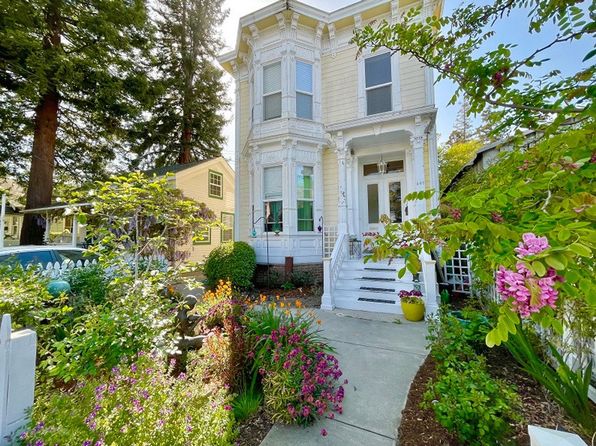 549 Brown St #14
