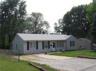 11305 E 56th Ter, Raytown, MO 64133