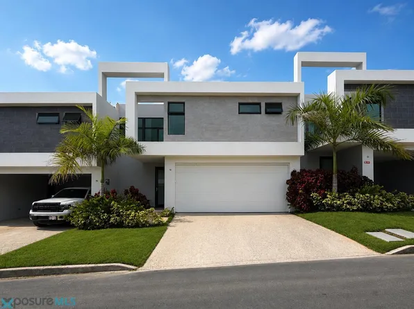 75 Ganges, Bayamon, PR 00959