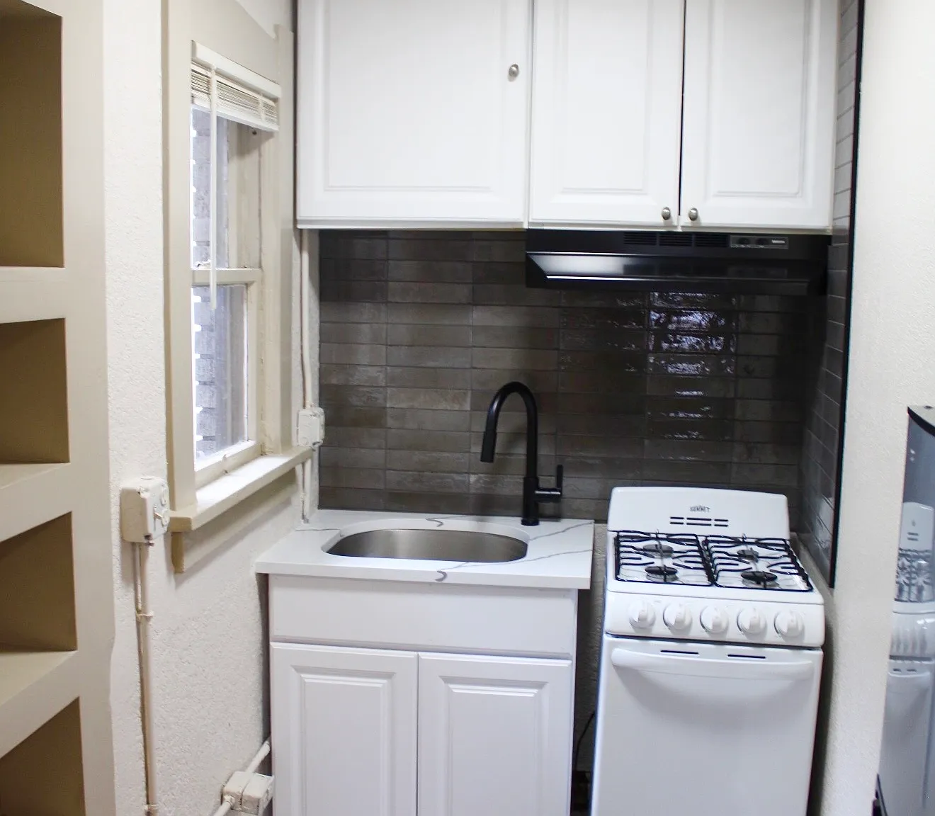 1 bed, $1,295 — Photo 2