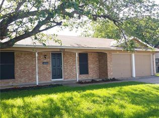6304 Westcreek Dr, Fort Worth, TX 76133