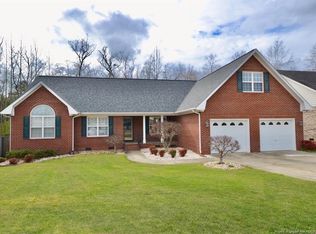 7219 Scenic View Dr, Fayetteville, NC 28306