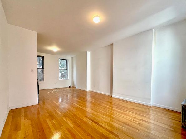 1320 Halsey St APT 3R