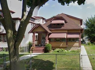 (Undisclosed Address), Milwaukee, WI 53206
