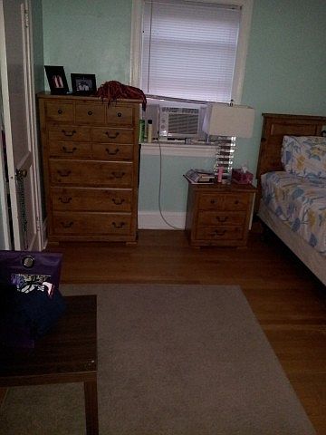 2nd image of 102 Kent Ter