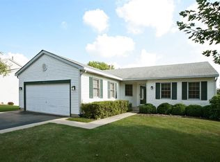 1261 Chickory Ridge Trl, Cary, IL 60013