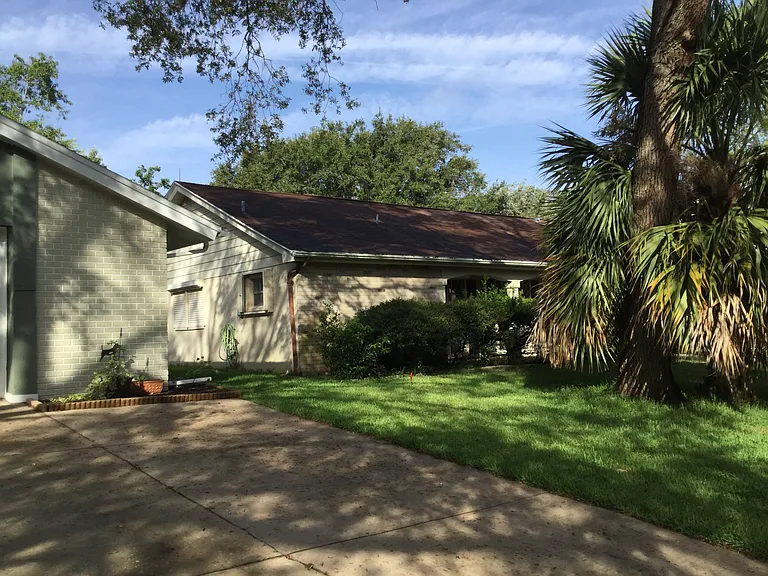 12517 Coffee Hill Row — Photo 8