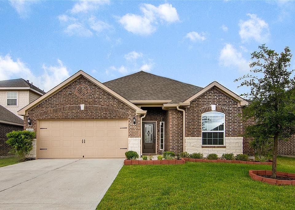 1st image of 21103 Echo Manor Dr