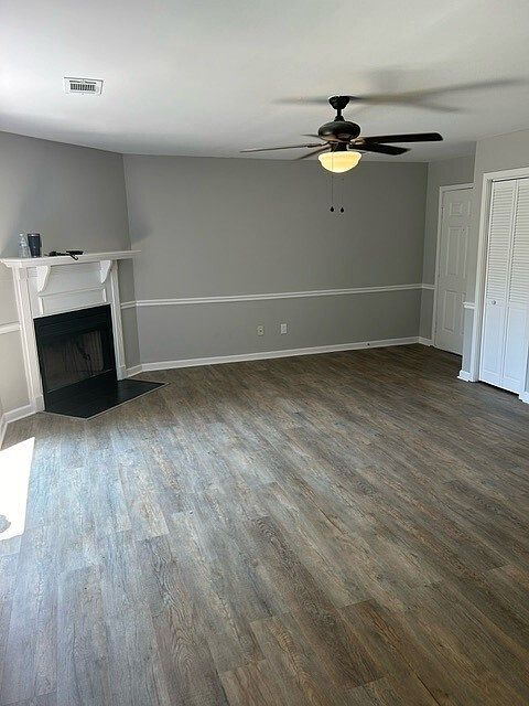 2nd image of 6275 Rolling Fork Rd #1-B