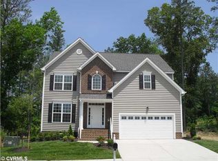 11037 Collington Dr, Midlothian, VA 23112