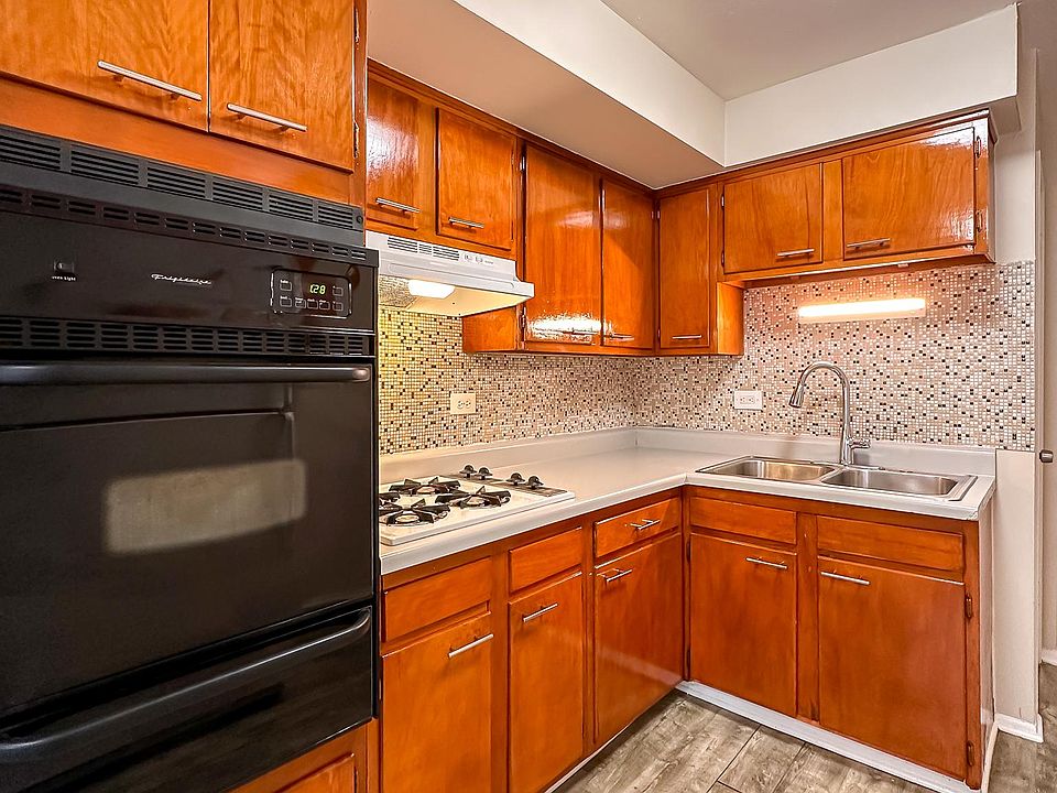 1st image of 4329 N Kedvale Ave APT 105