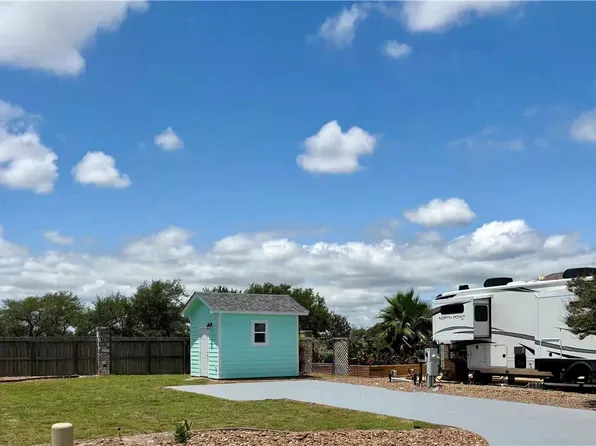 63 Augusta Cir, Aransas Pass, TX 78336