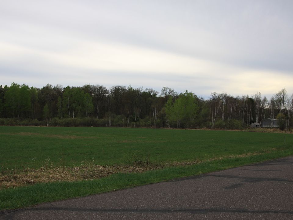 2nd image of W8059 Hilltop Rd
