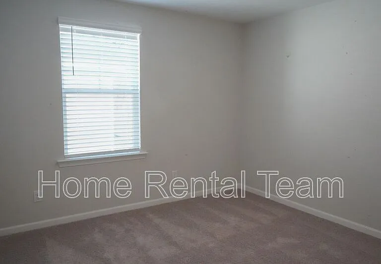 142 Brookline Dr — Photo 36