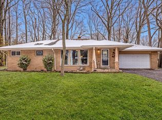 4455 N 104th St, Wauwatosa, WI 53225