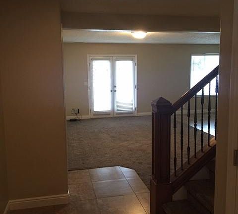 Looking into Family room from Entrance