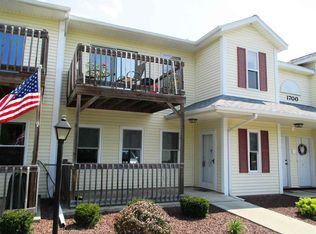 1705 Cambridge Manor Dr, Scotia, NY