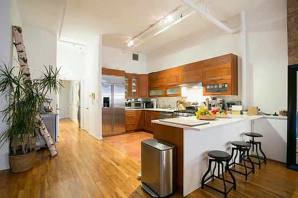 Rented by Corcoran | media 4