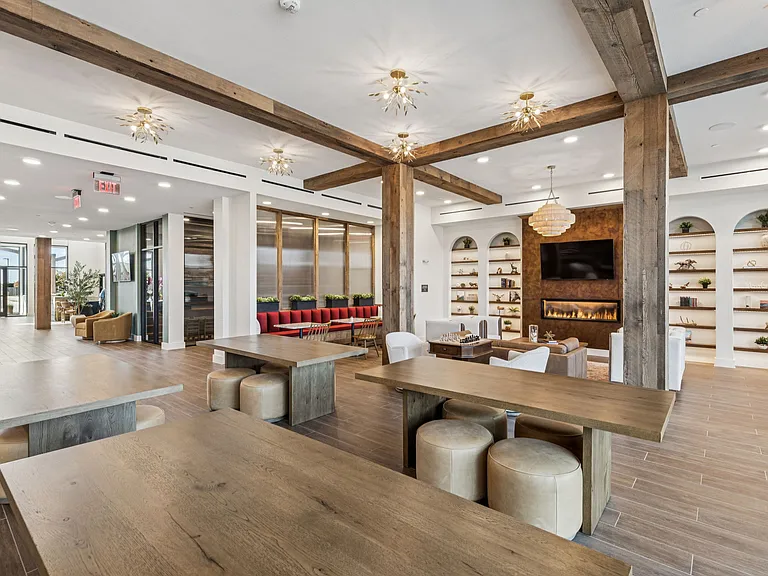 Wildwood Luxury Urban Homes — Photo 36