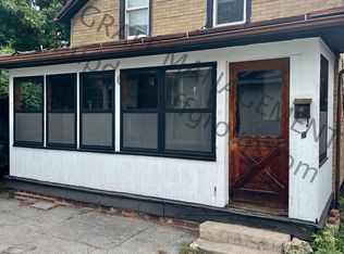 6 Blakeney Pl, Rochester, NY 14620