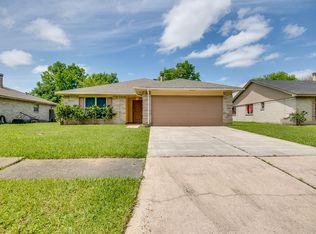 15818 Baybriar Dr, Missouri City, TX 77489