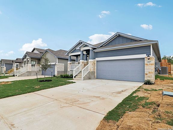3rd image of 11527 Buffalo Grove