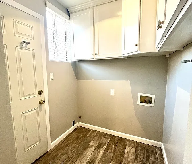 390 W Oliver St — Photo 35
