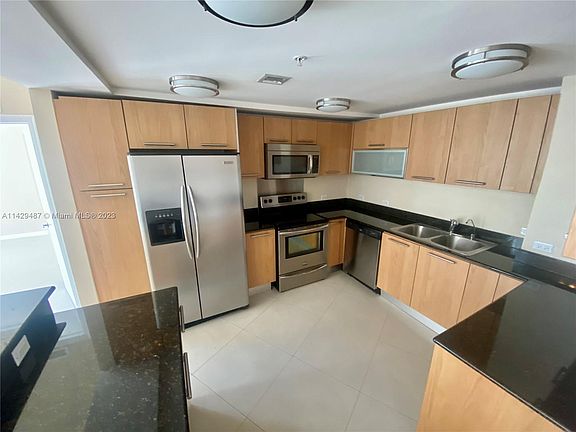 5th image of 3000 188th St #702