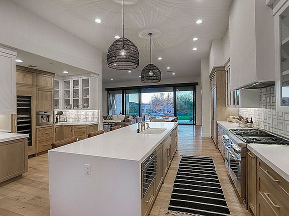 5th image of 9290 E Thompson Peak Pkwy Unit 129