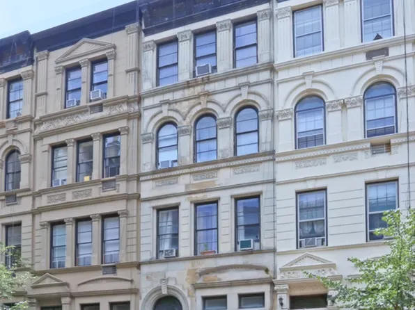 70 West 82nd Street image 1 of 10