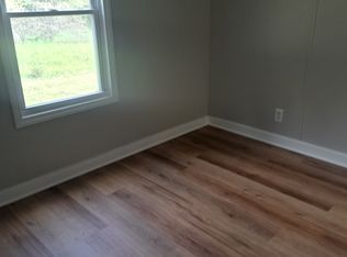 274 McCraws Hill Dr, Hendersonville, NC 28792