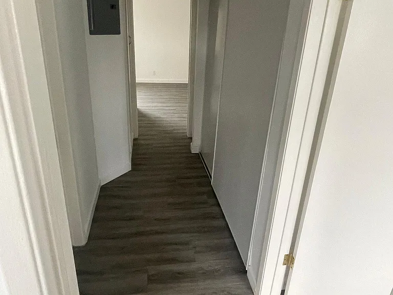 5747 Waring Ave #8 — Photo 18