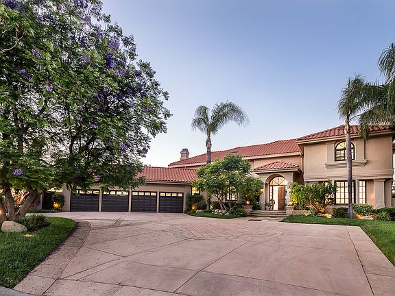 2nd image of 24021 Alder Pl