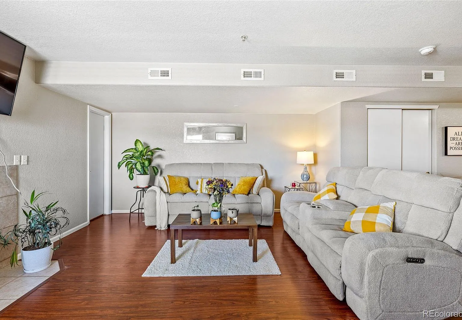 1 bed, 686 sqft, $1,250 — Photo 3