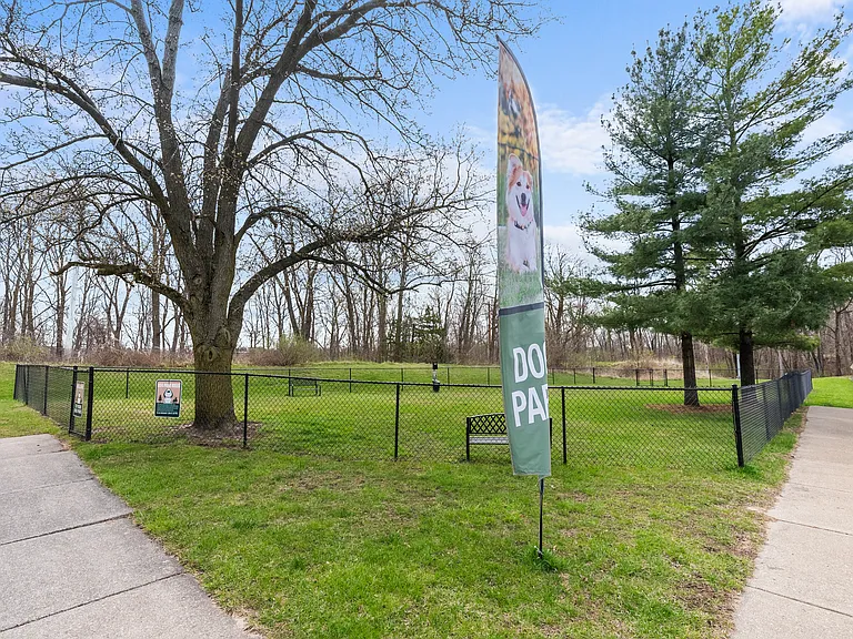 River Trail — Photo 26