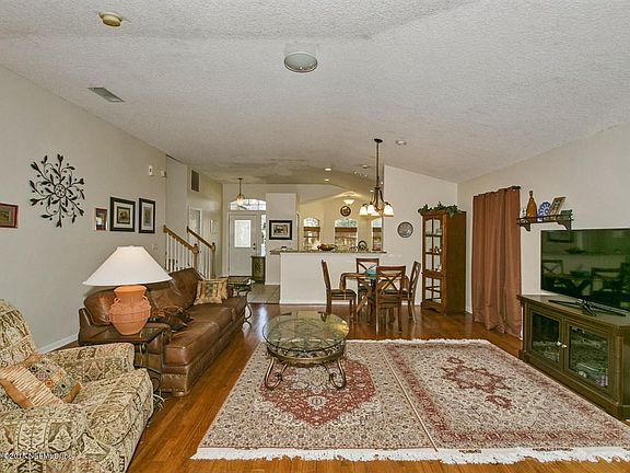 5th image of 1568 Austin Ln