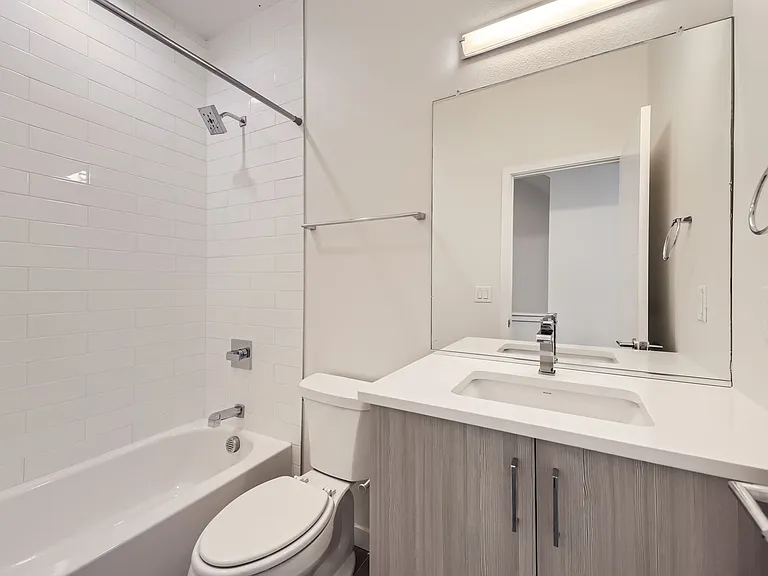 2848 W 24th Ave #4 — Photo 16
